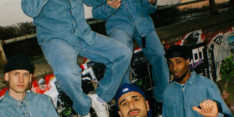 800x800_170525_KadirK&Friends_1 Act des Abends in Jeansoutfits